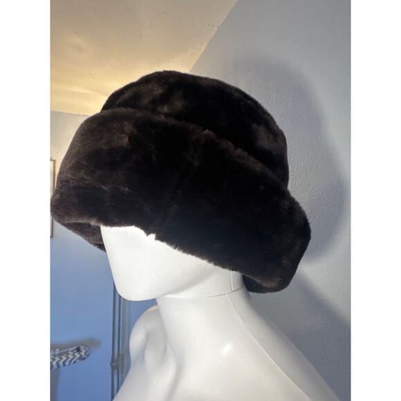 Betmar New York Brown Fuzzy Hat Women’s - Picture 3 of 3